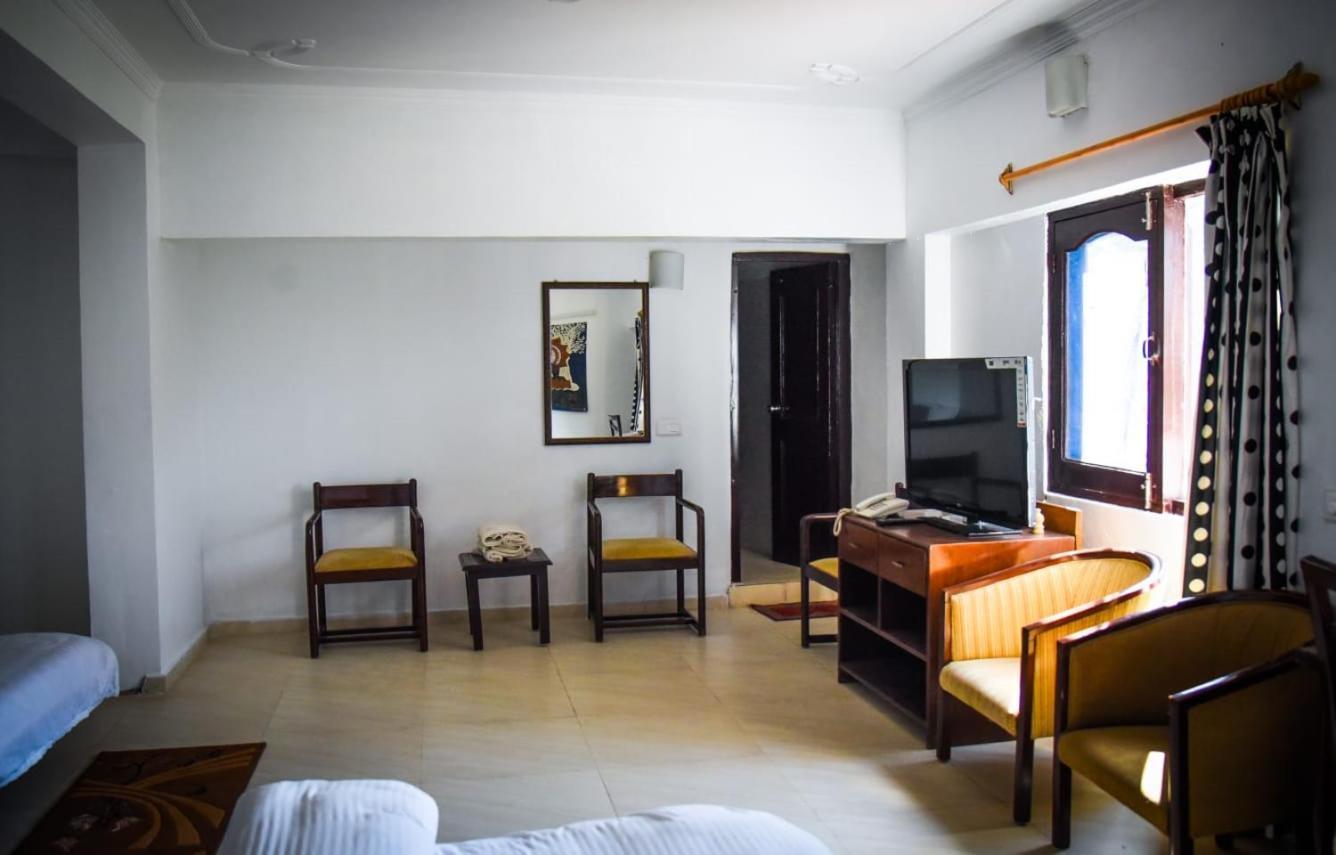 Dragon I Resorts Naddi Ngoại thất bức ảnh