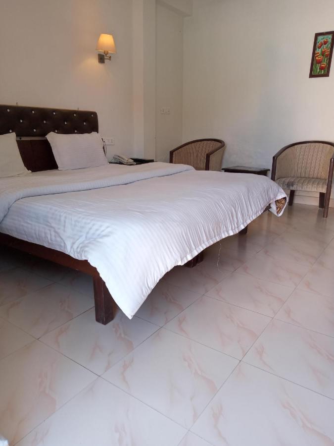Dragon I Resorts Naddi Ngoại thất bức ảnh